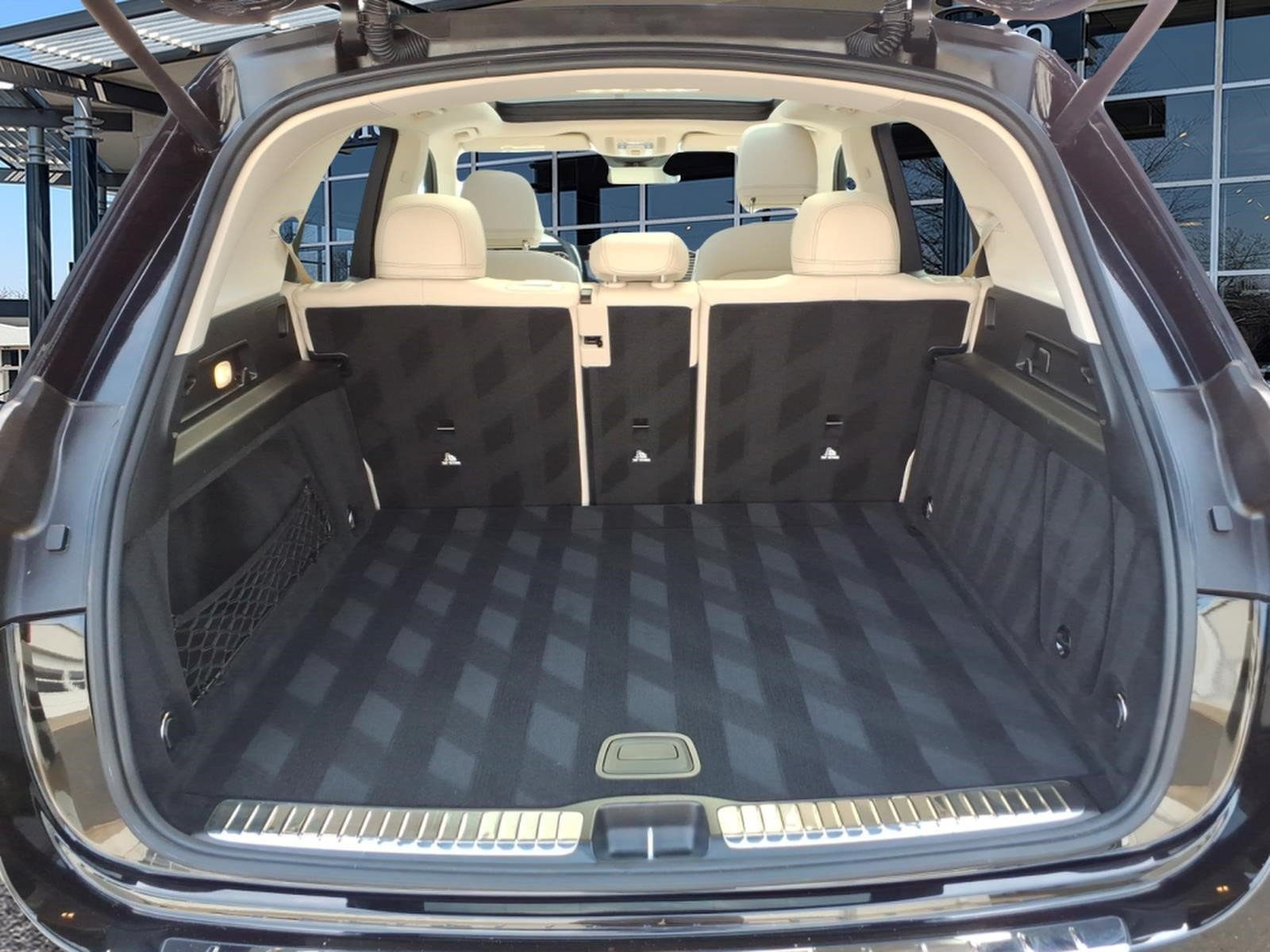 Certified Used 2024 Black Mercedes-Benz GLE 350 4MATIC® SUV image 27