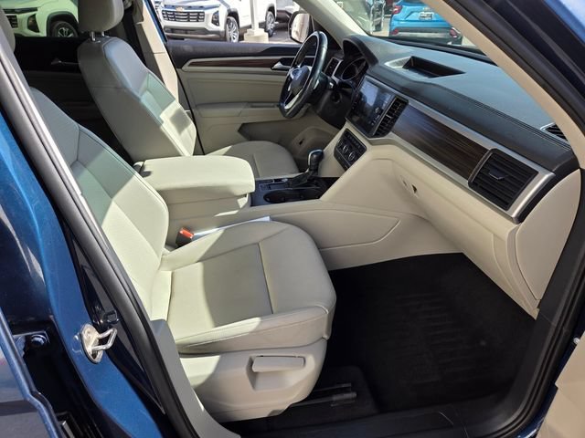 2021 Volkswagen Atlas SE w/Tech - Photo 16