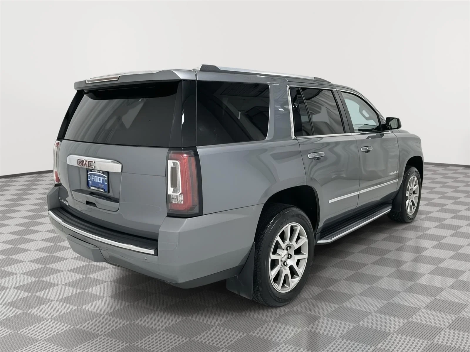 Used 2019 SATIN STEEL METALLIC GMC Denali image 5