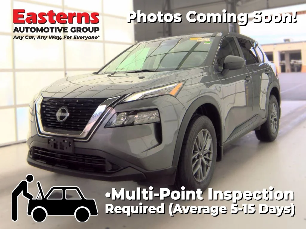Used 2023 Gray Nissan S image 1