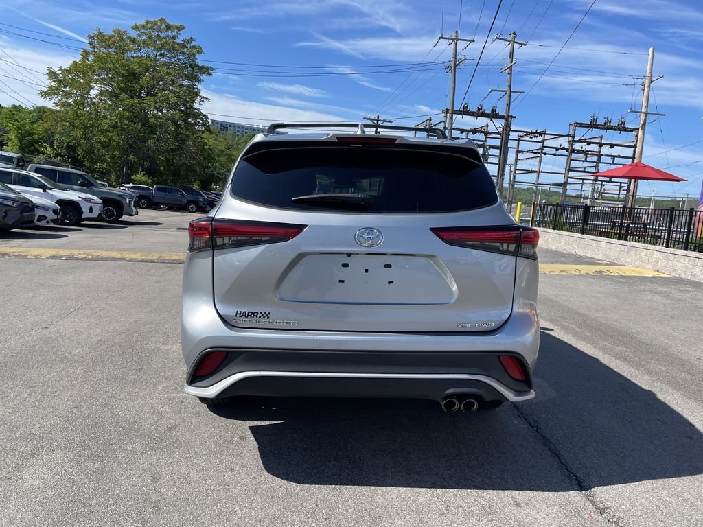 Used 2022 Silver Toyota XSE image 4