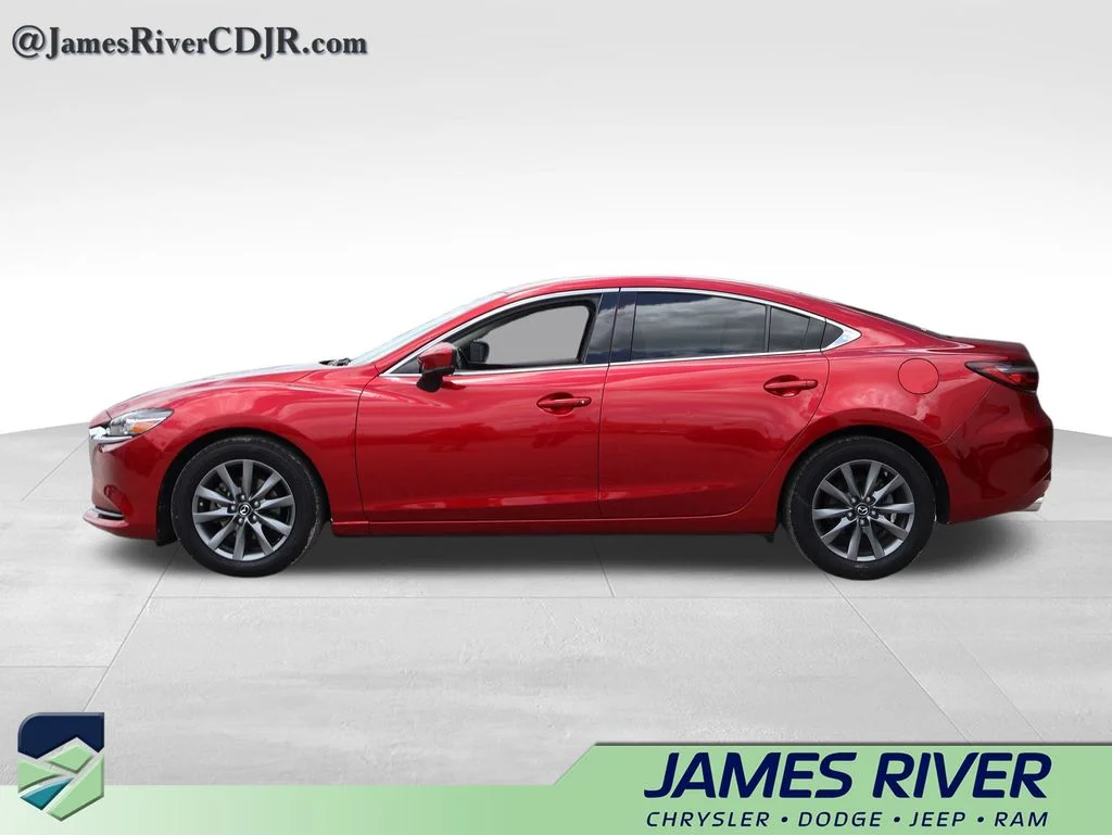 Used 2018 Red Mazda Sport image 2