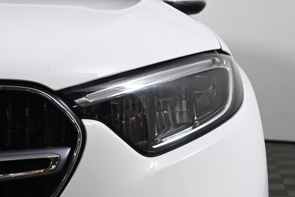 Used 2026 Polar White Mercedes-Benz GLC 300 image 11