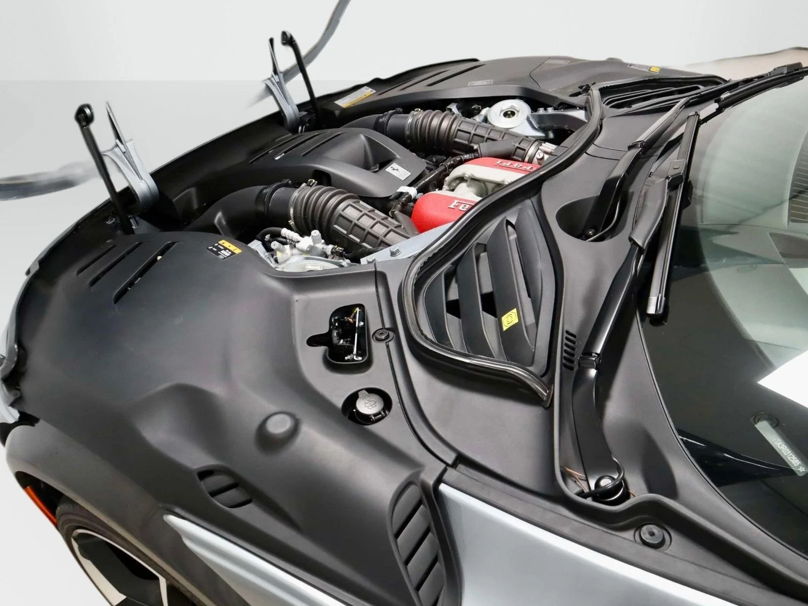 Certified Used 2024 Grigio Titanio Metall Ferrari  image 10
