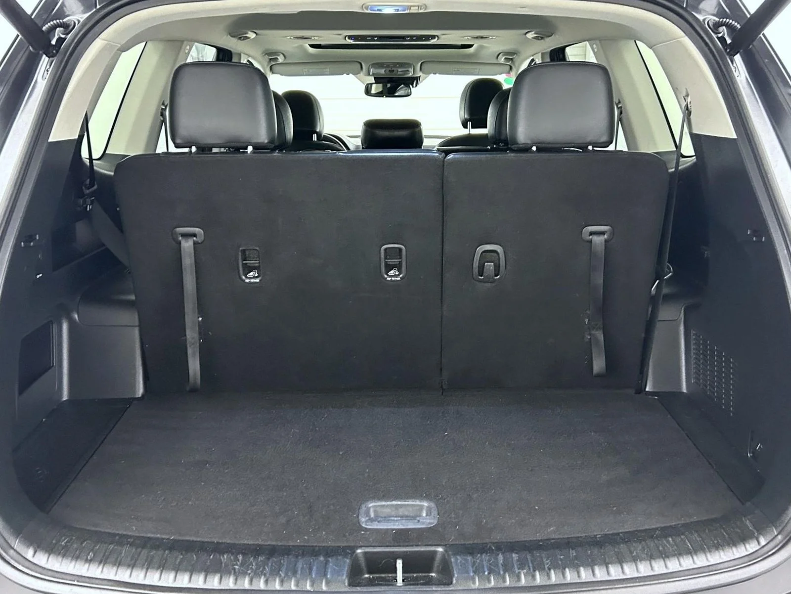 Used 2020 Gray Kia EX image 24