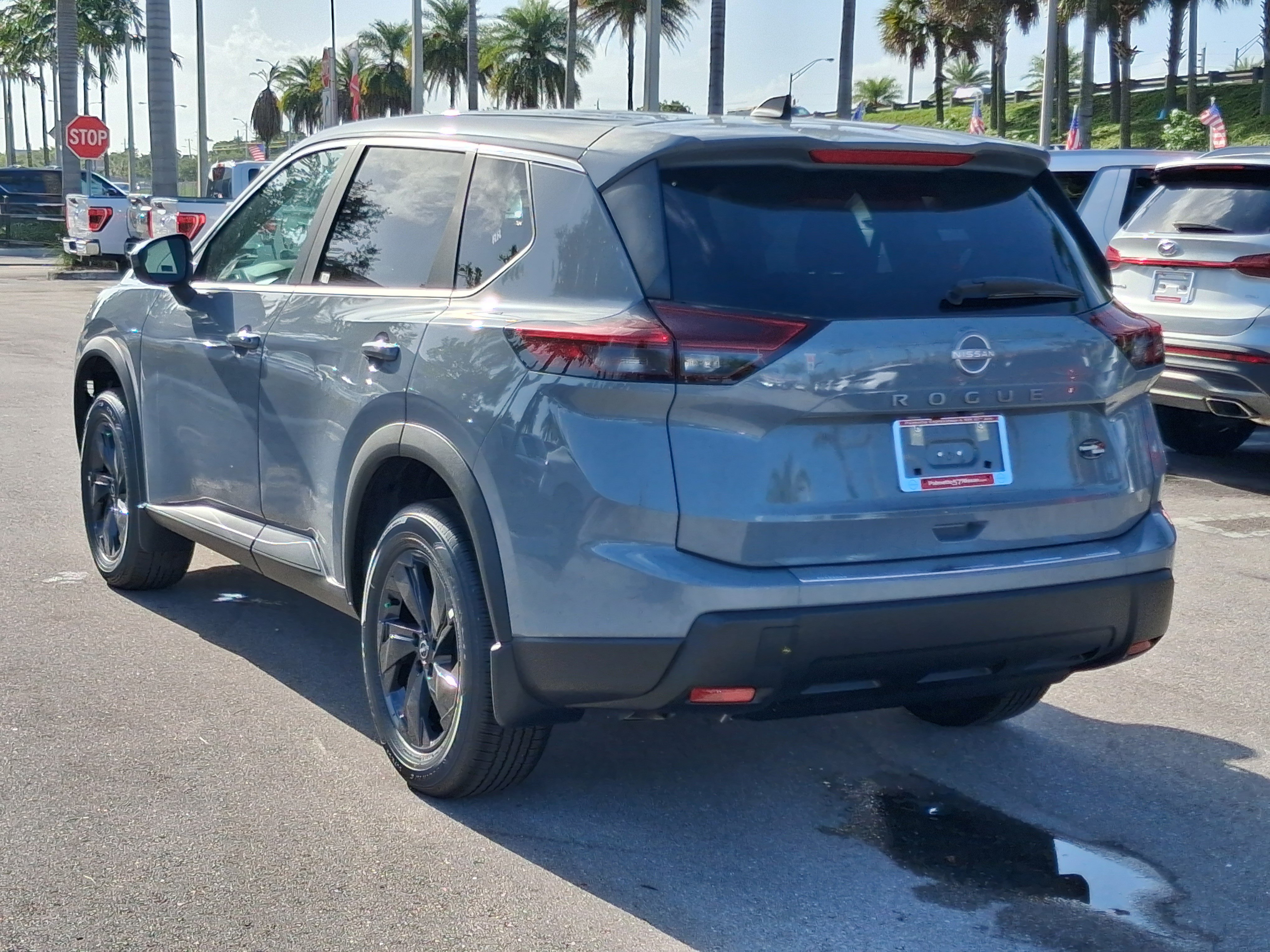 Used 2026 Gray Nissan SV image 4