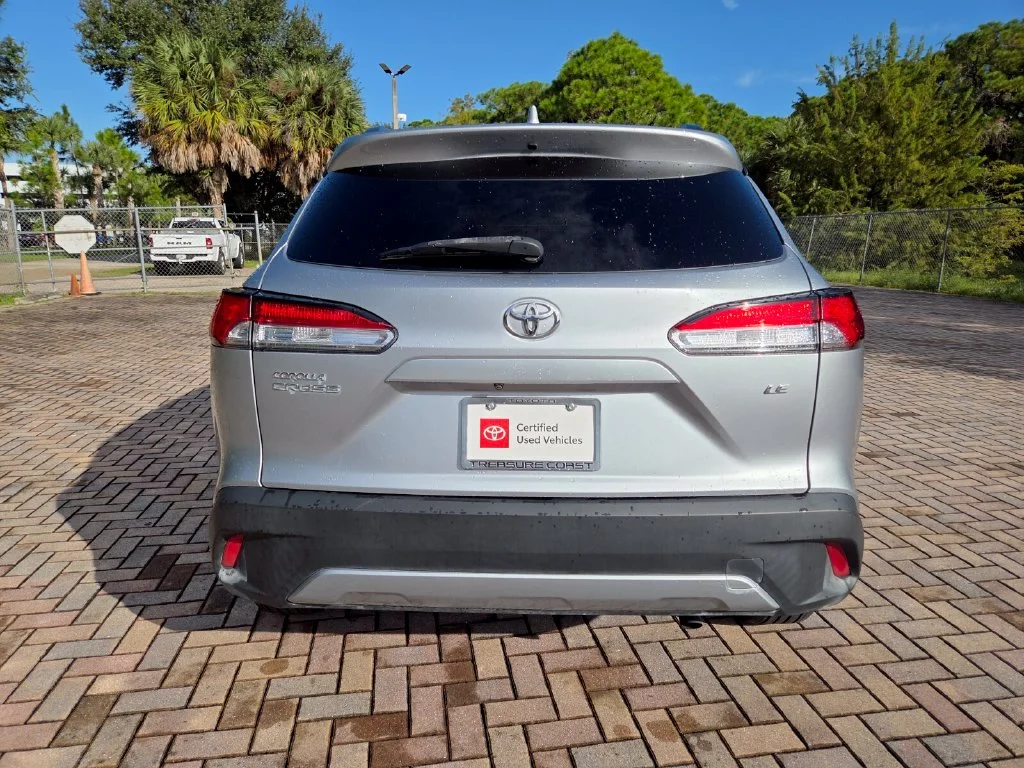 Certified Used 2022 Silver Toyota LE image 10