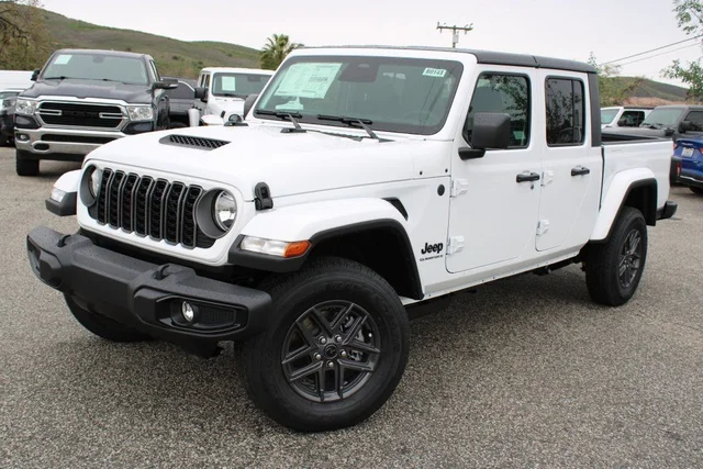 2026 Jeep Gladiator Sport S