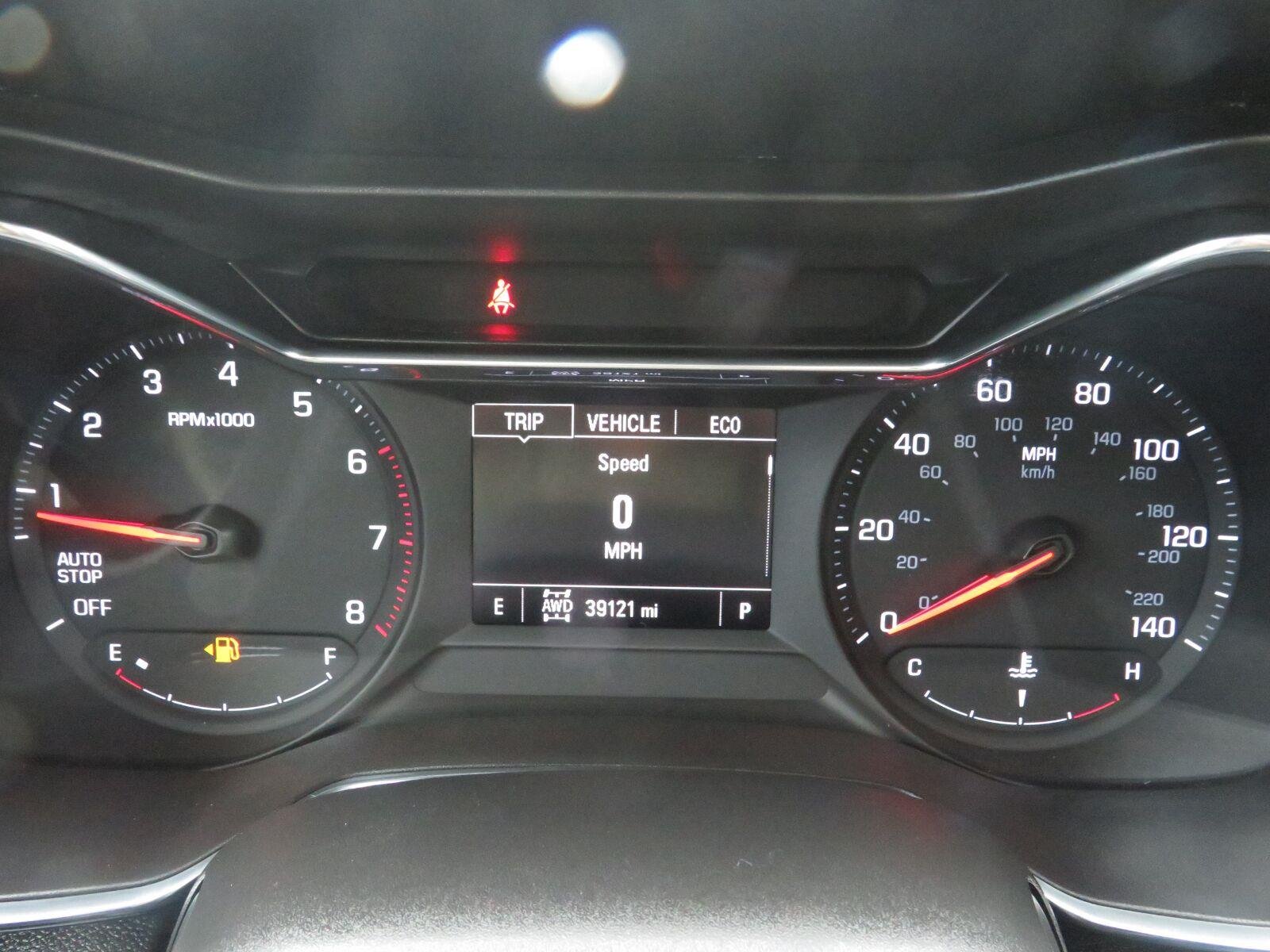Used 2022 Mosaic Black Metallic Chevrolet ACTIV image 24