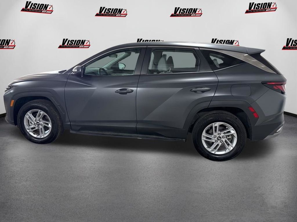Used 2025 Gray Hyundai SE image 8