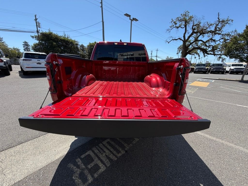 New 2026 Molten Red Pearl-Coat Exterior Paint RAM Rebel image 25