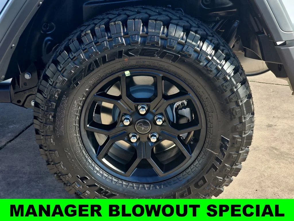 New 2026 Bright White Clear-Coat Exterior Paint Jeep Willys image 36