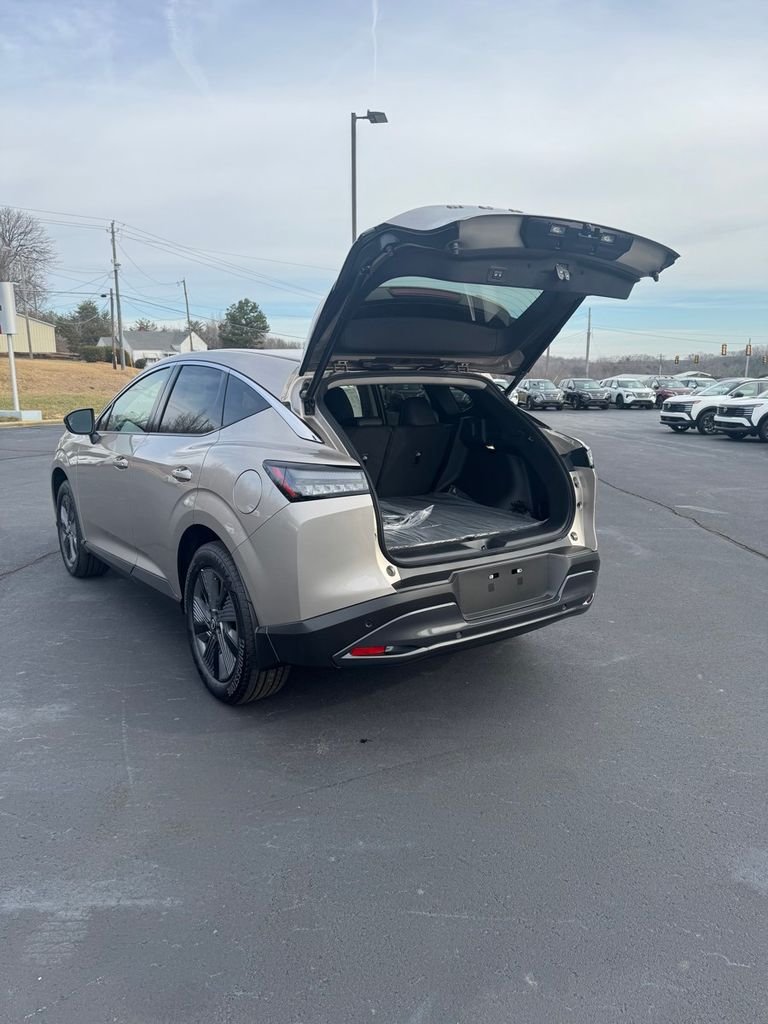 New 2026 Champagne Silver Metallic Nissan SL image 17