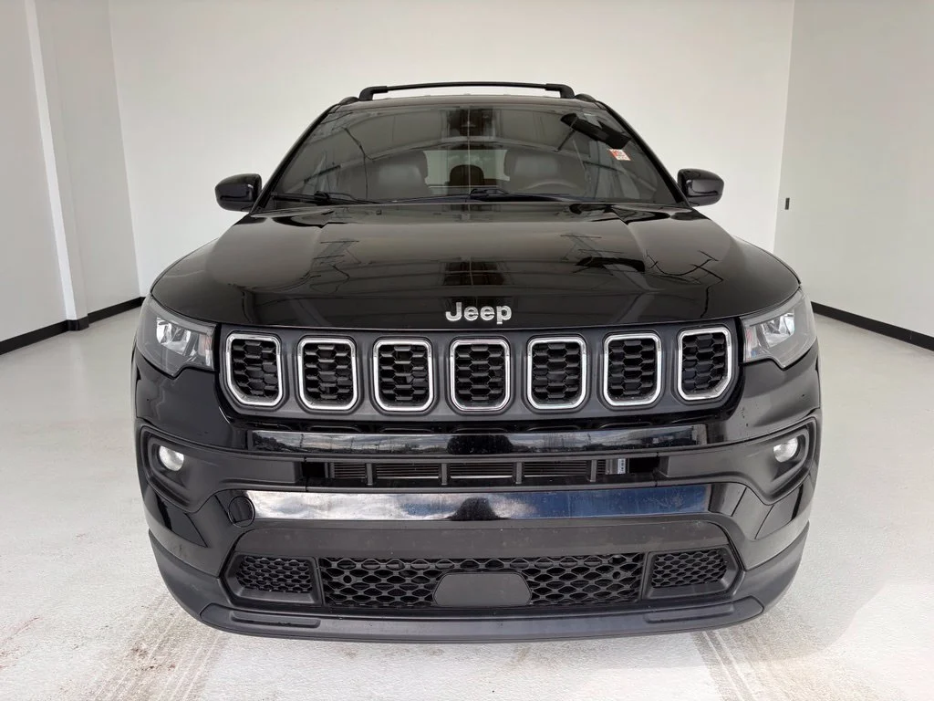 Used 2024 Black Jeep Latitude Lux image 13