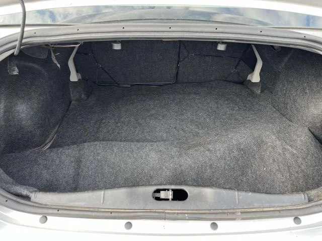 Used 2010 Silver Chevrolet LS image 10