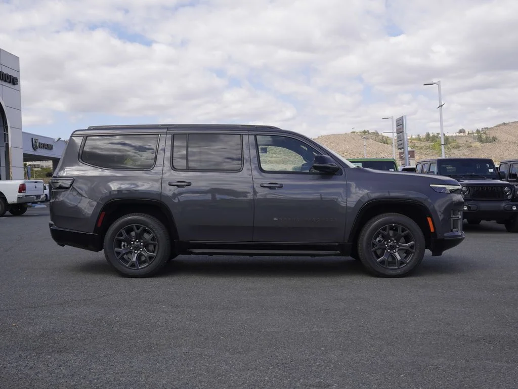 New 2026 Baltic Gray Metallic Clearcoat Jeep Limited Altitude image 3