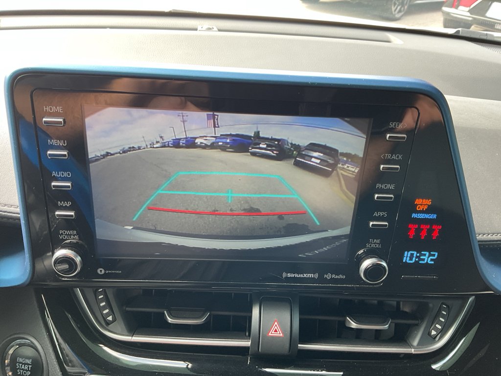 Used 2019 Blizzard Pearl Toyota XLE image 19