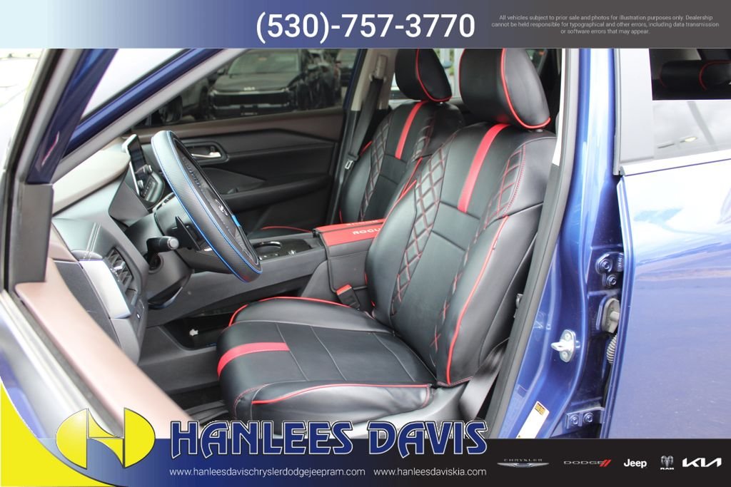 Used 2023 Blue Nissan SV image 13