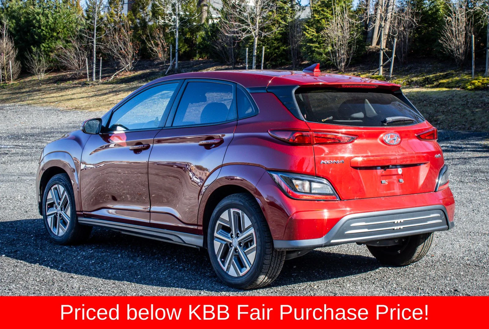 Used 2023 Red Hyundai SEL image 5