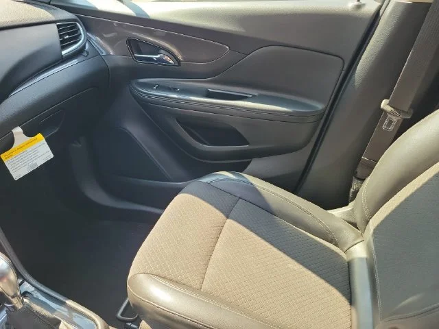 Certified Used 2018 (Includes (CM5) Black Carbon Metallic lower exterior accent color, Paint code W700S.) Buick Preferred image 32