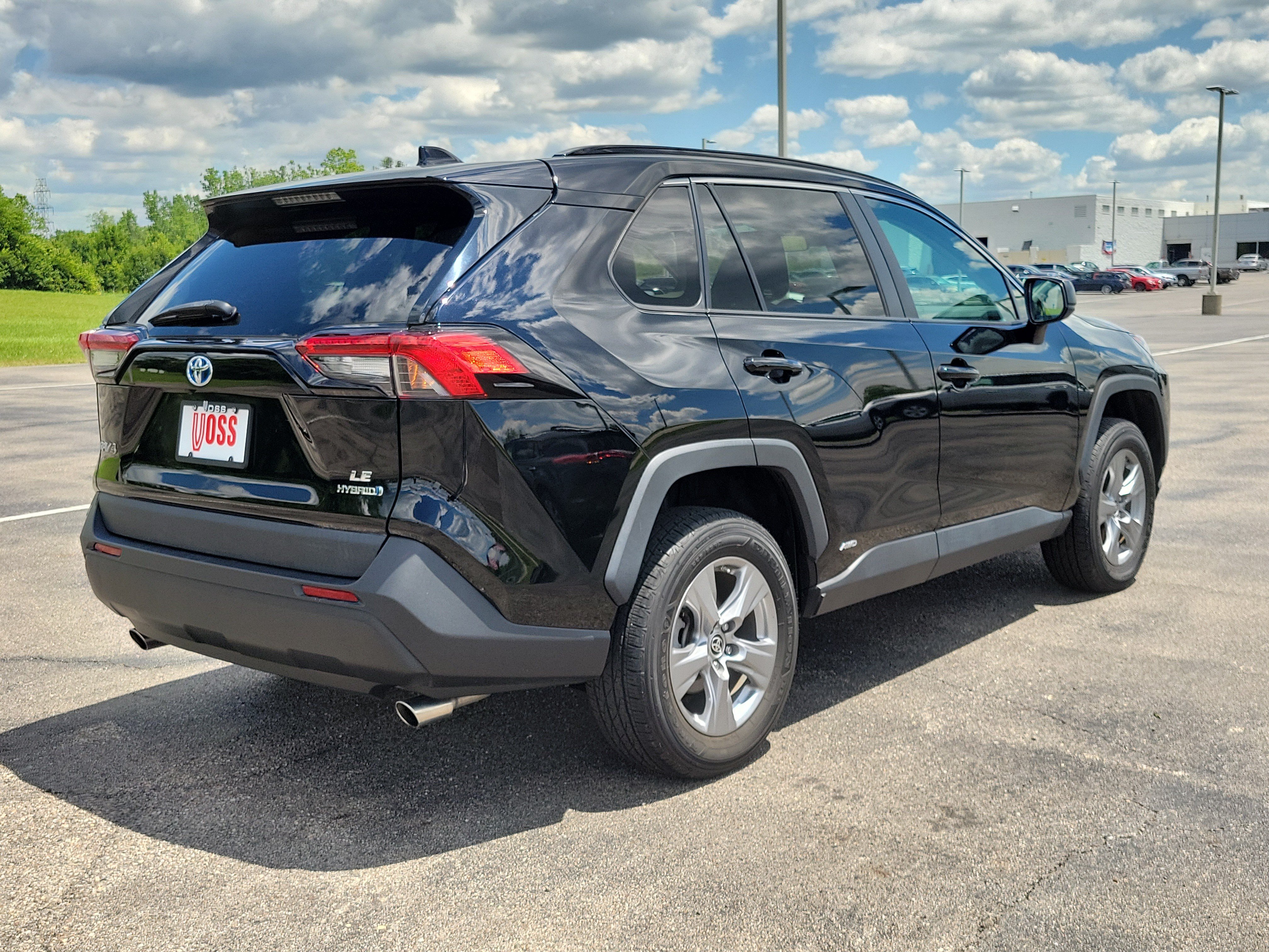 Certified Used 2022 Midnight Black Metallic Toyota LE image 34