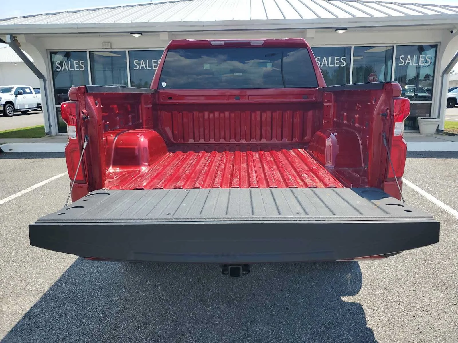 Used 2025 Radiant Red Tintcoat Chevrolet RST image 6