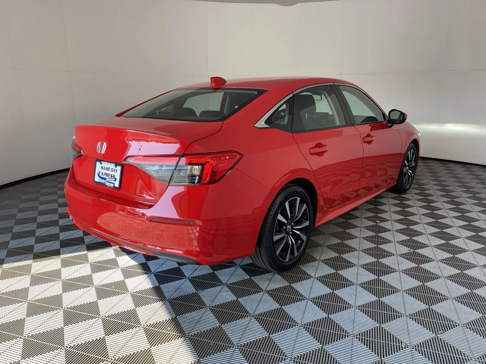 Used 2024 Rallye Red Honda EX image 8