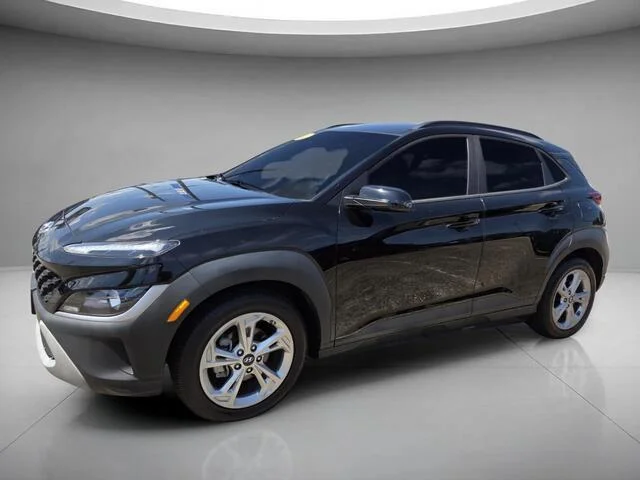 Used 2022 Ultra Black Hyundai SEL image 9