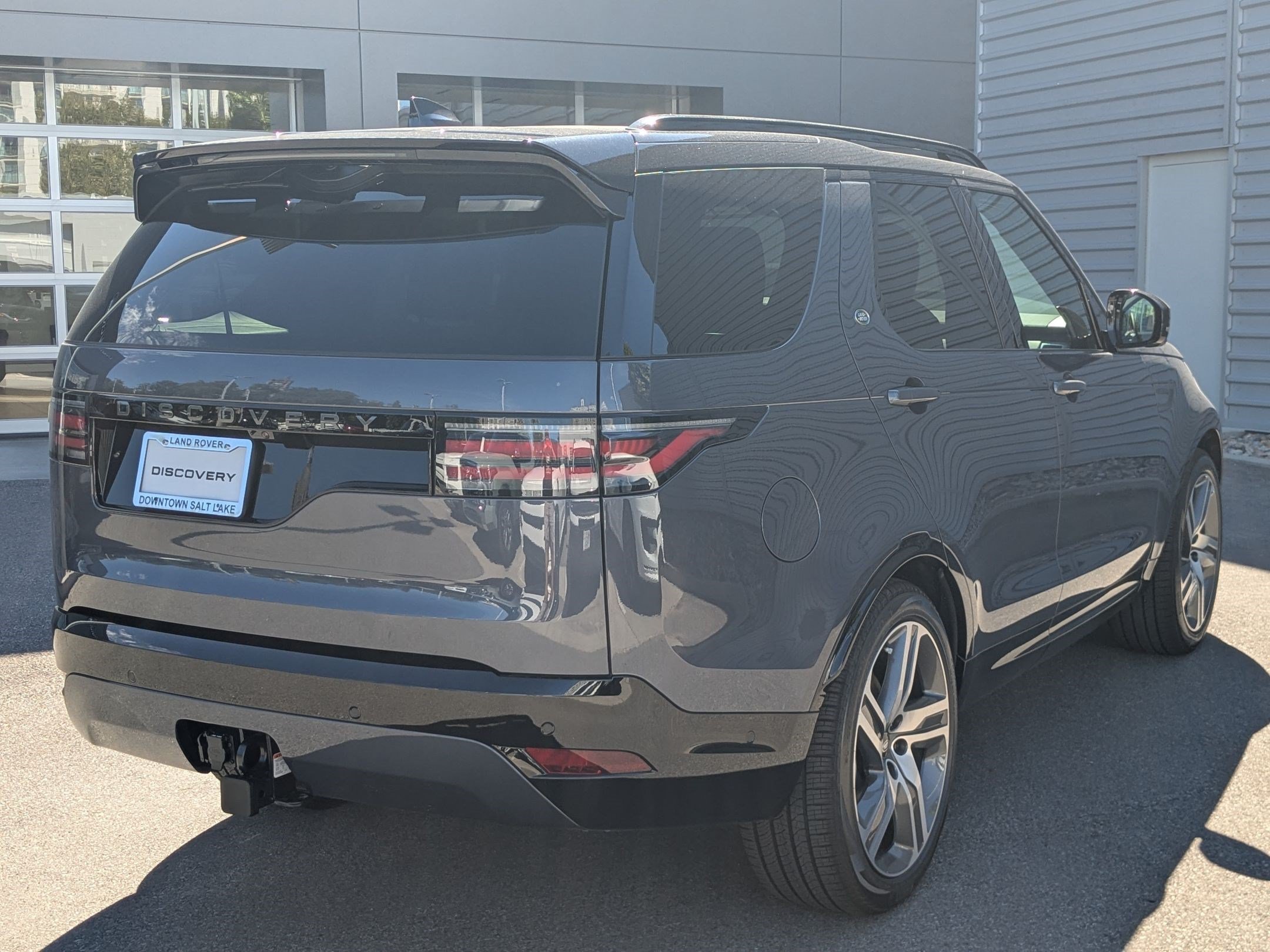 New 2026 Varesine Blue Land Rover Dynamic SE image 5