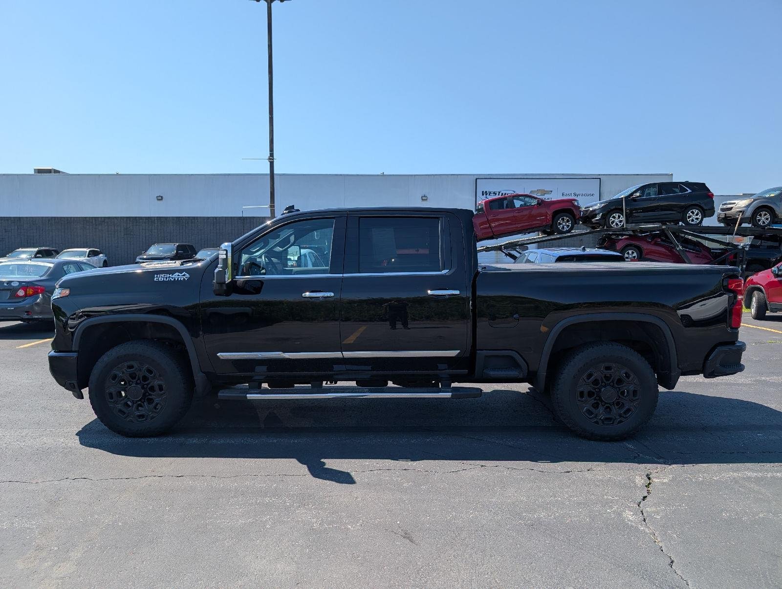 Used 2024 Black Chevrolet High Country image 10