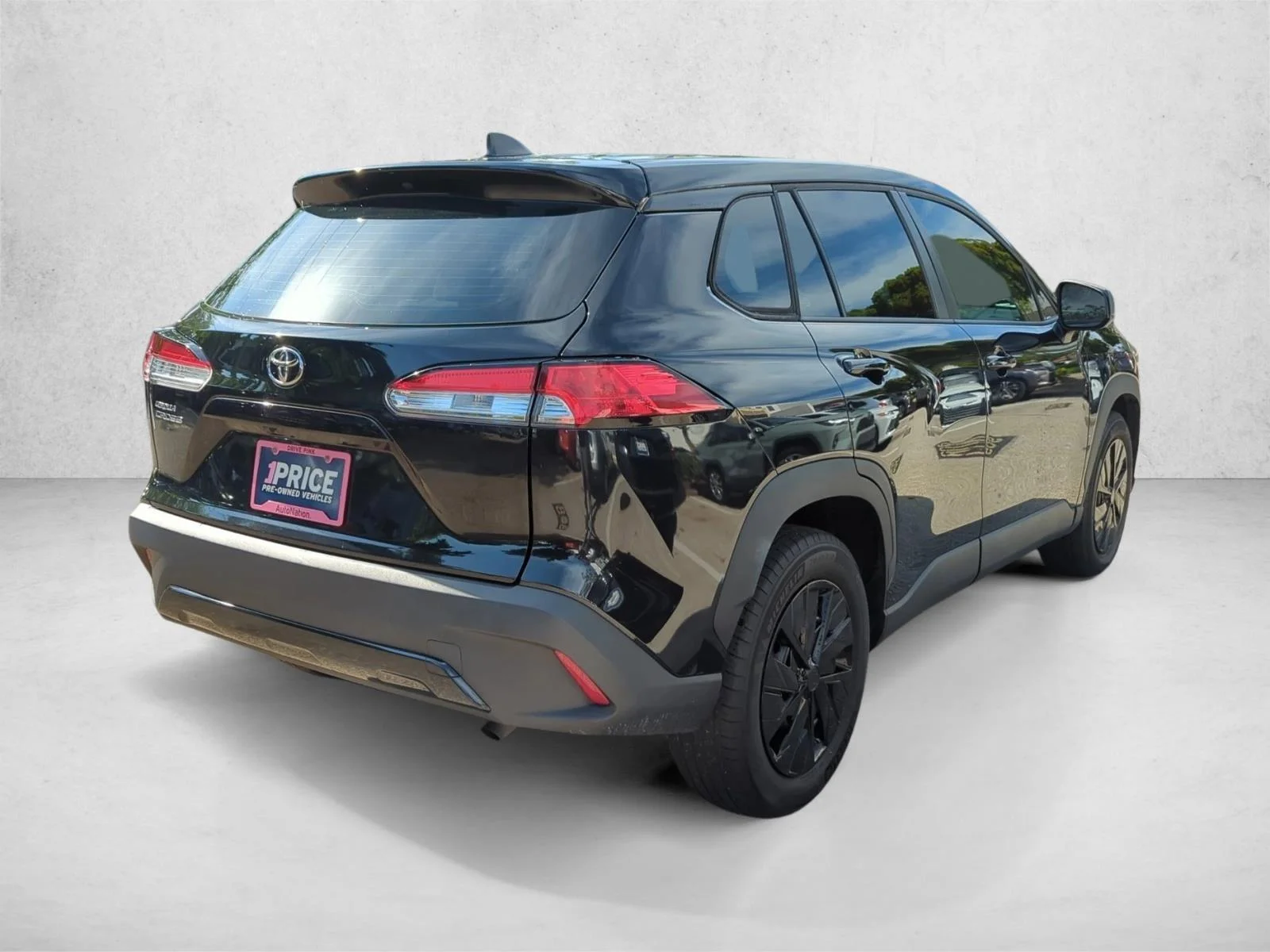 Used 2022 Jet Black Toyota L image 5