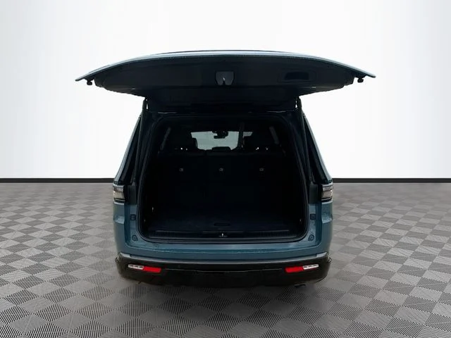 New 2026 Steel Blue Jeep Limited Altitude image 31