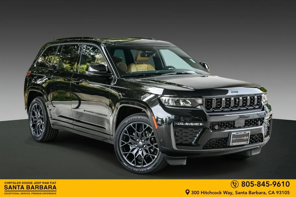 New 2026 Diamond Black Crystal Pearl-Coat Exterior Paint Jeep Summit image 1