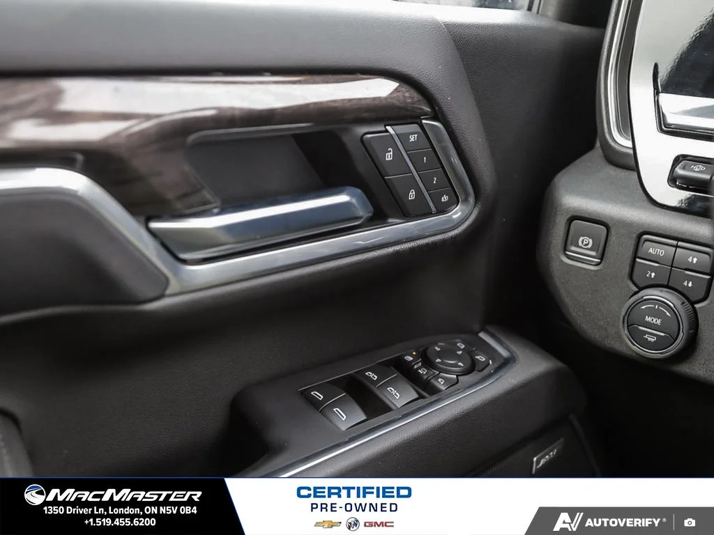 Used 2025  Chevrolet LTZ image 20