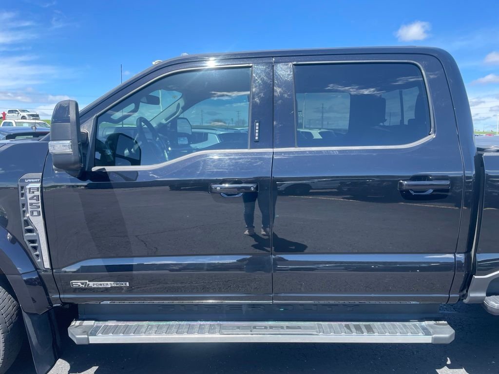 Used 2023 Black Ford Lariat image 38
