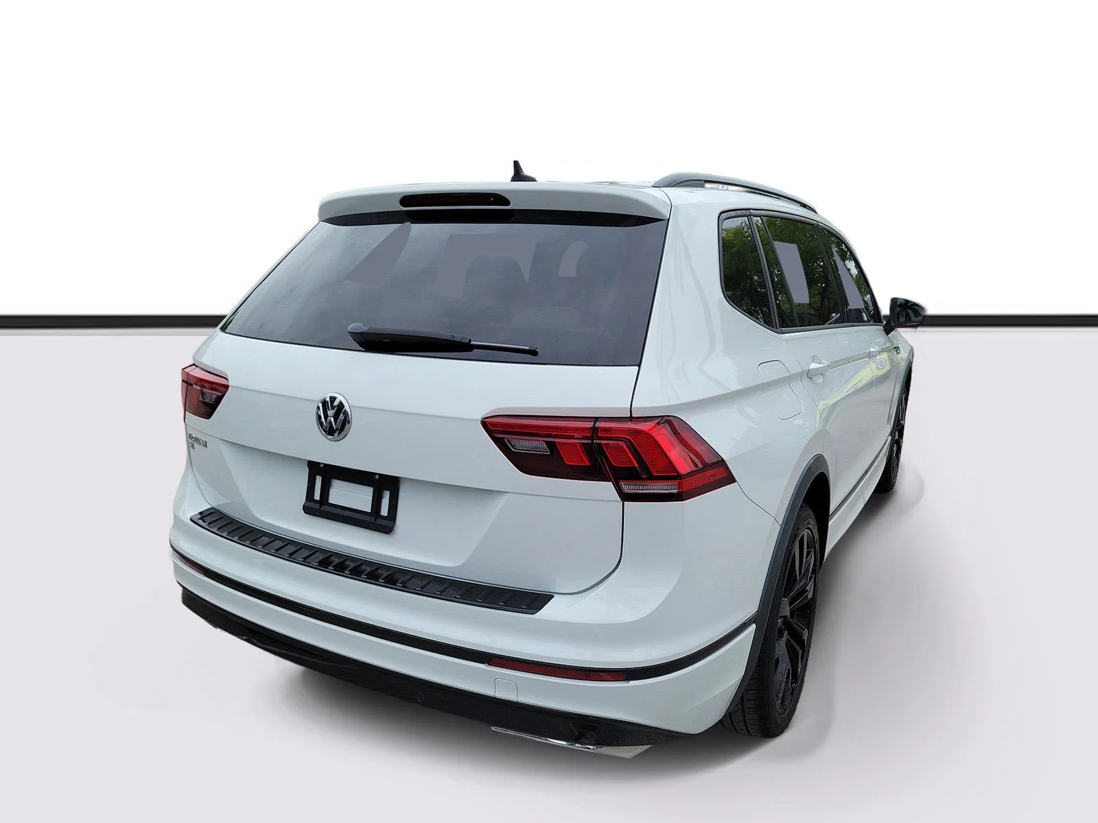 Used 2021 Pure White Volkswagen SE R-Line Black image 4