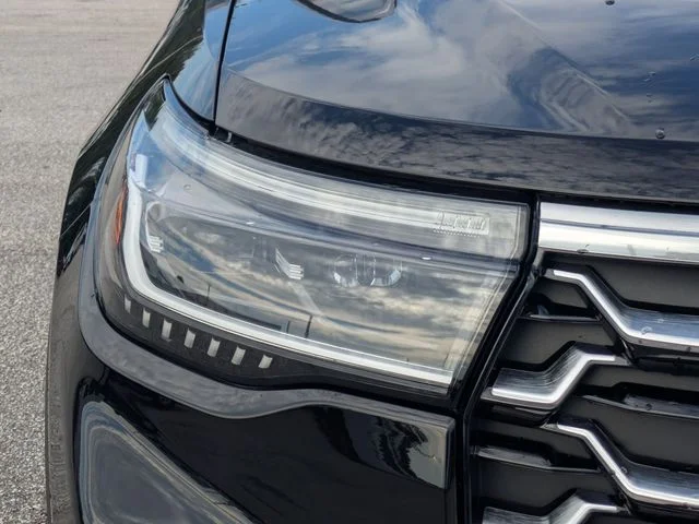 Certified Used 2026 Agate Black Metallic Ford Platinum image 10