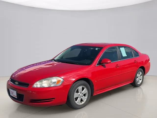 Pre-Owned 2009 Chevrolet Impala LT Front Wheel Drive 4DR SEDAN