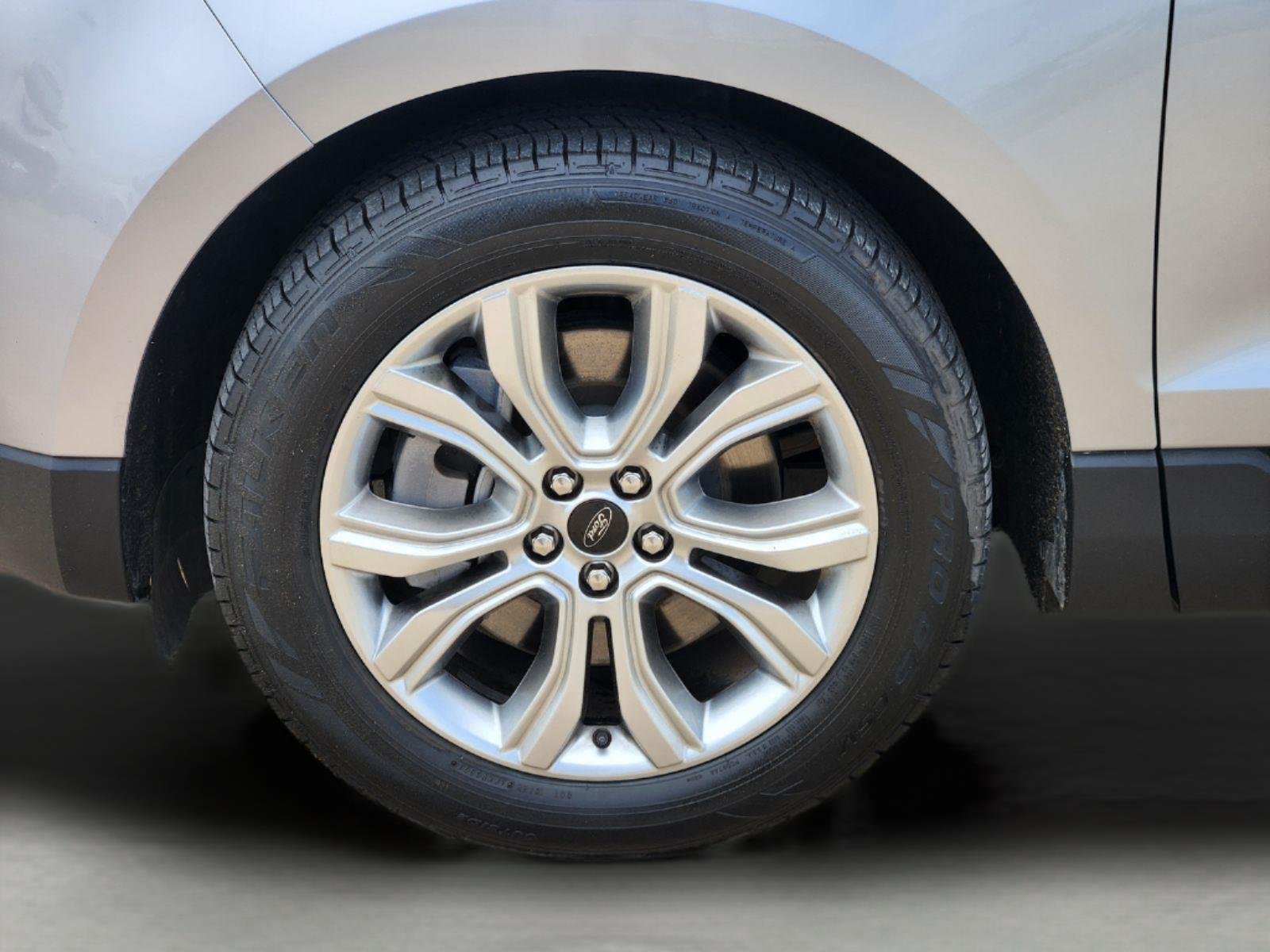 Used 2024 Iconic Silver Ford Titanium image 9