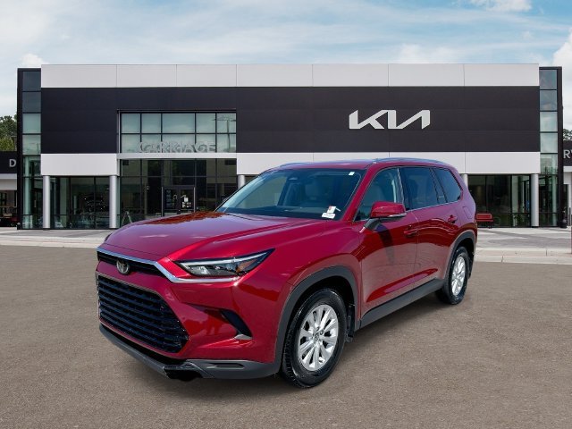 Used 2026 Red Toyota XLE image 4