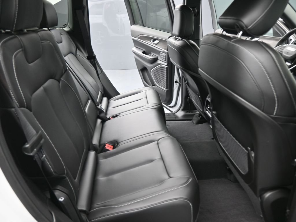 New 2026 Bright White Clearcoat Jeep Limited image 25