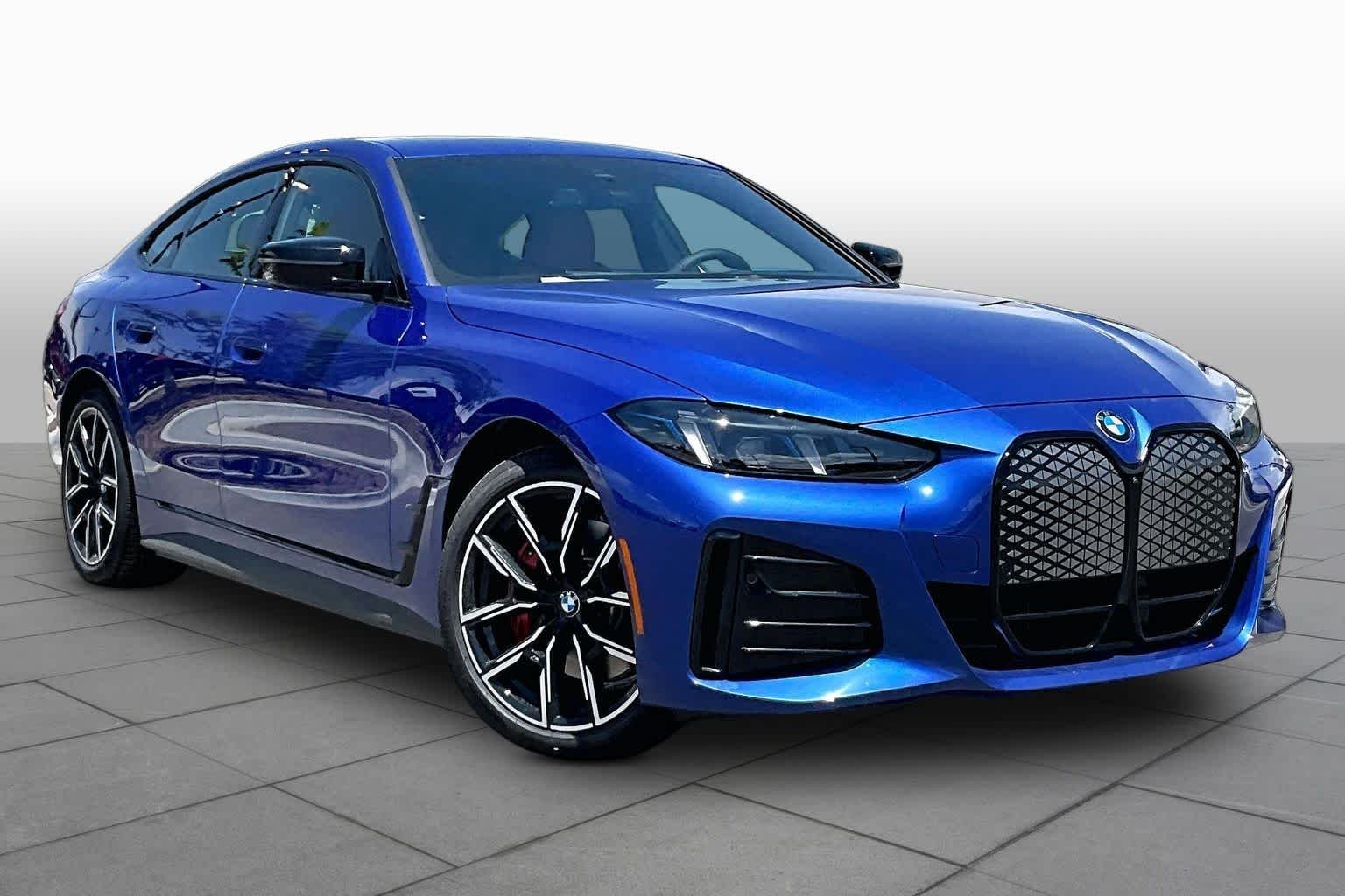 New 2026 Portimao Blue Metallic BMW eDrive40 image 2