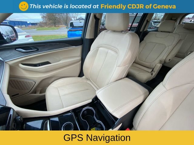 Used 2022 Gray Jeep Limited image 10