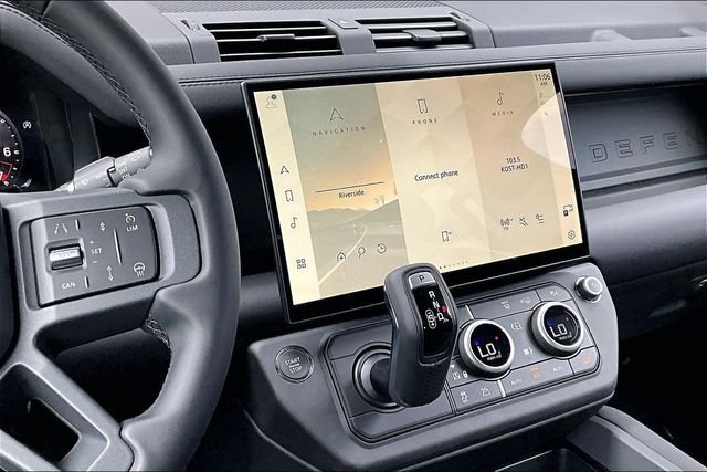 New 2026 Carpathian Grey LAND ROVER X-Dynamic SE image 7