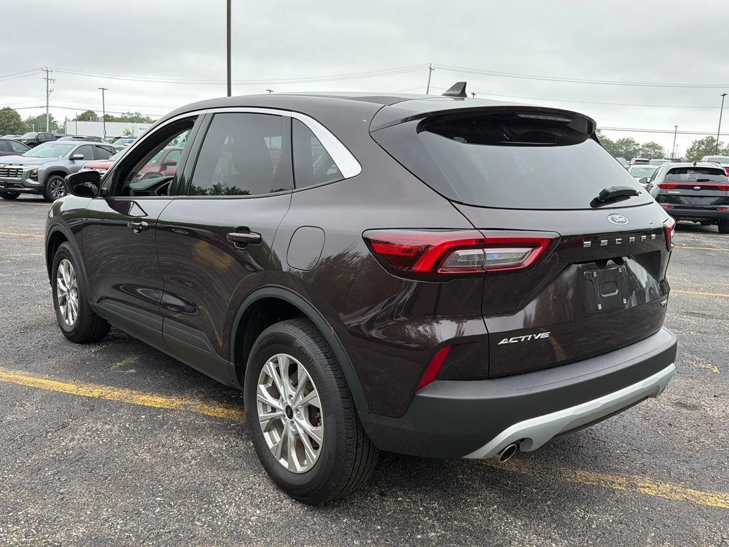 Used 2023 Cinnabar Red Ford Active image 5