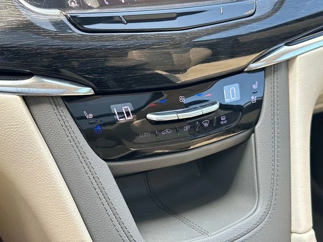 Used 2020 Black Cadillac Premium Luxury image 31