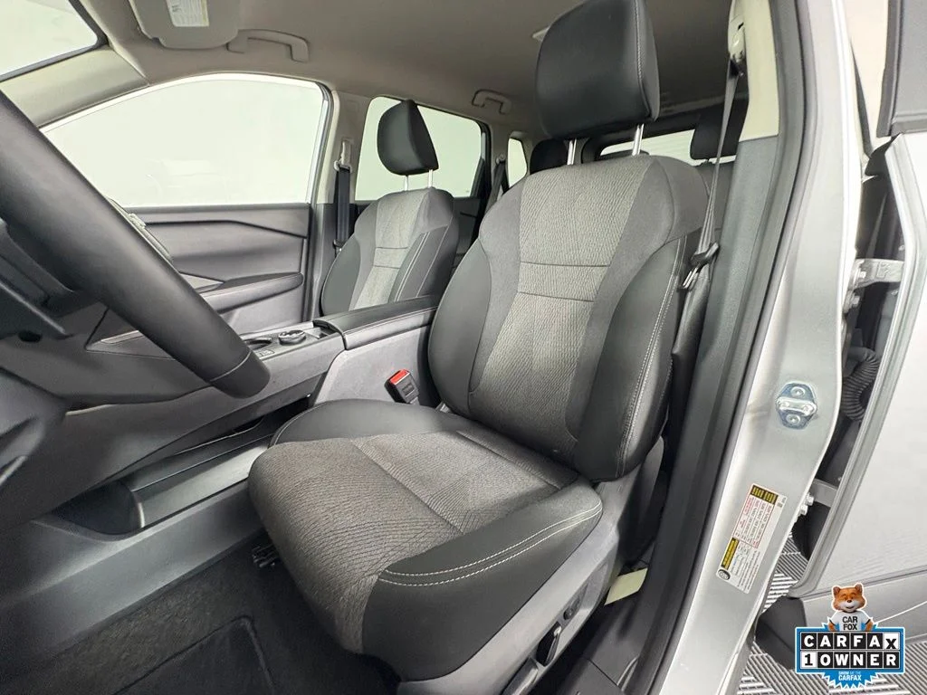 Used 2025 Silver Nissan SV image 17