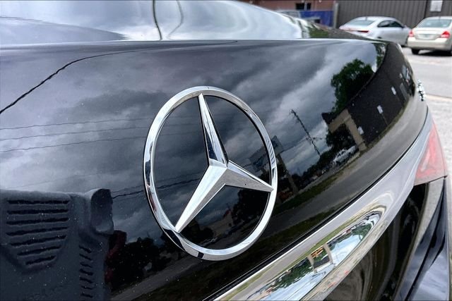 Used 2024 Brown Mercedes-Benz Maybach S 580 image 18