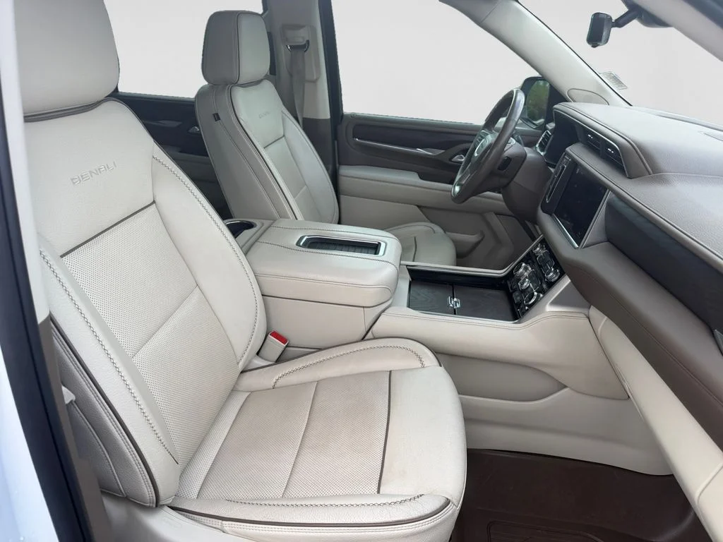 2022 GMC Yukon XL Denali - Photo 15
