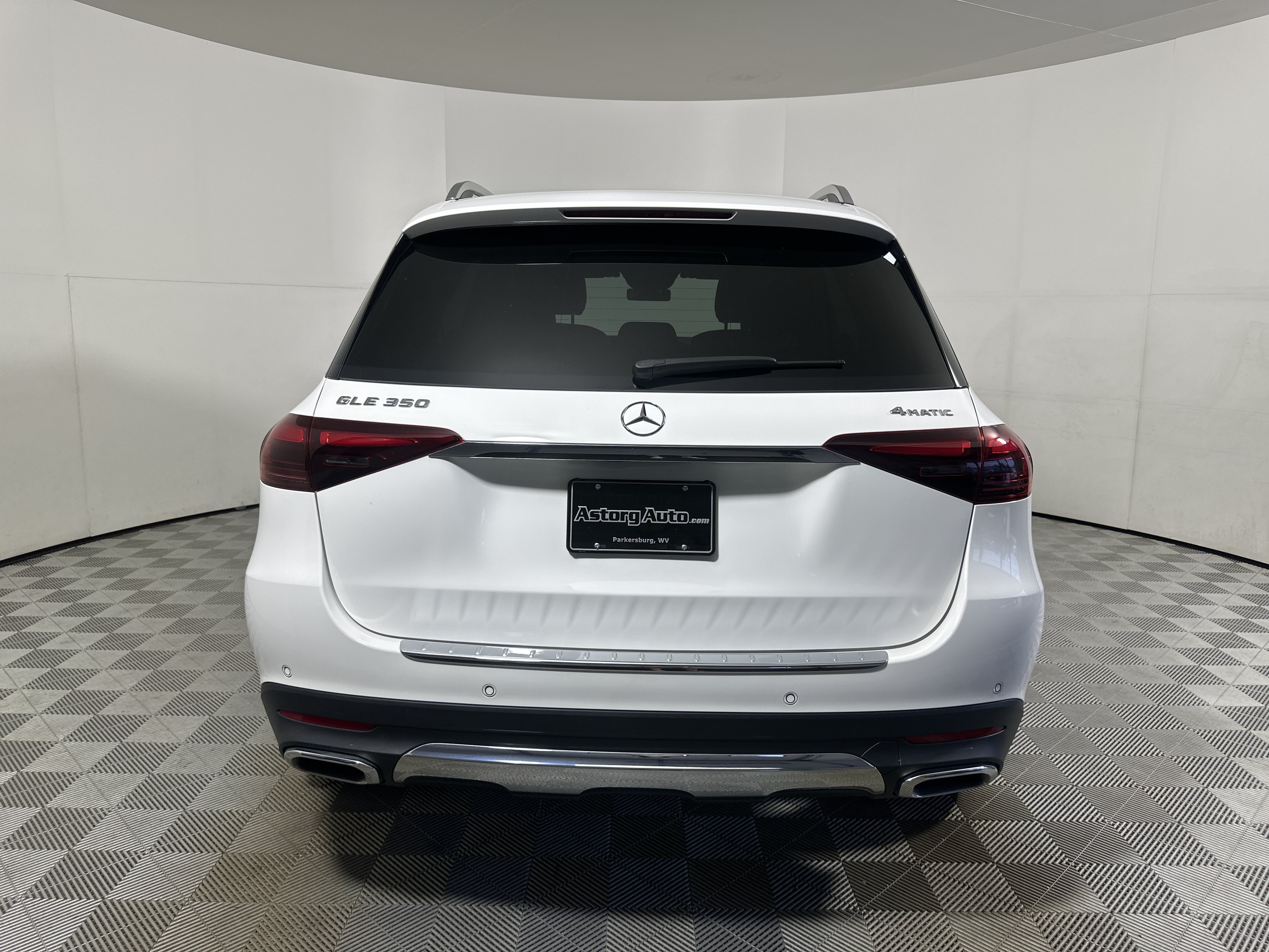 Used 2024 White Mercedes-Benz GLE 350 image 6